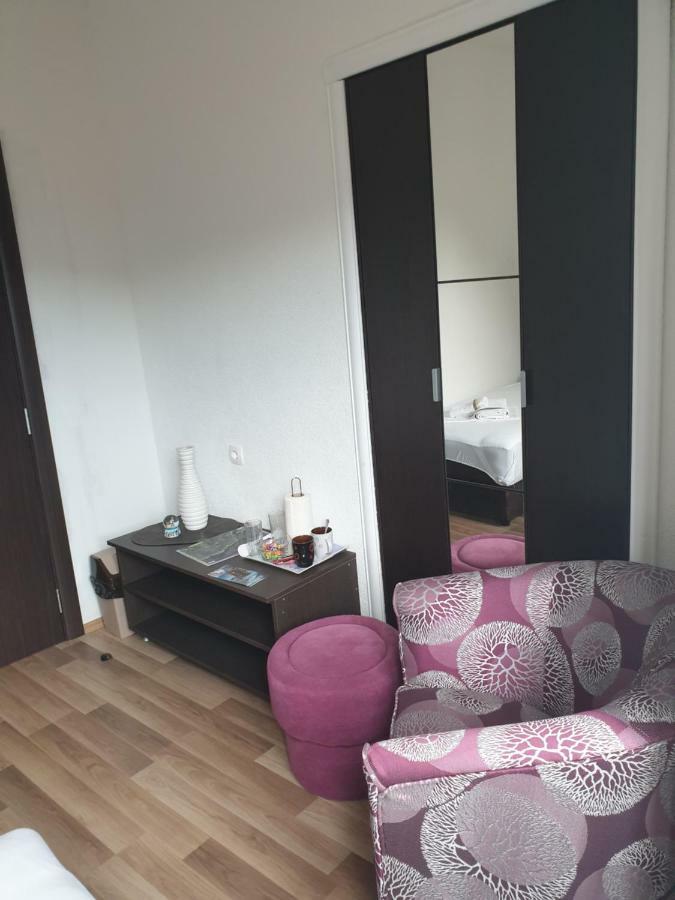 Hotel Nova Dvokrevetna Soba Sa Dva Odvojena Kreveta I Zajednickim Kupatilom Kotor Exterior foto
